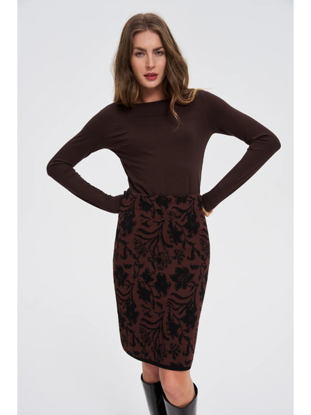 Moodo Přiléhavá hnědá halenka s dlouhým rukávem Moodo