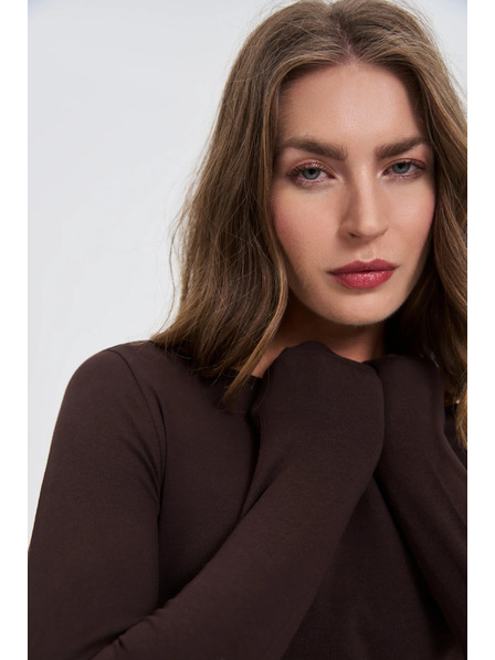 Moodo Přiléhavá hnědá halenka s dlouhým rukávem Moodo