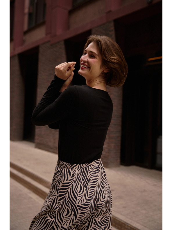 Moodo Bavlněné tričko černé Moodo