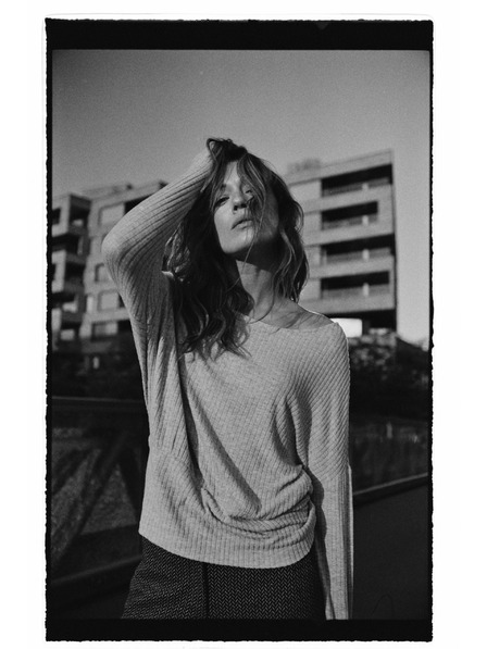 Moodo Žebrovaná halenka s dlouhými rukávy šedá Moodo