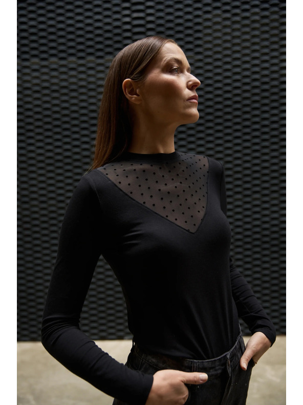 Moodo Přiléhavá černá halenka Moodo