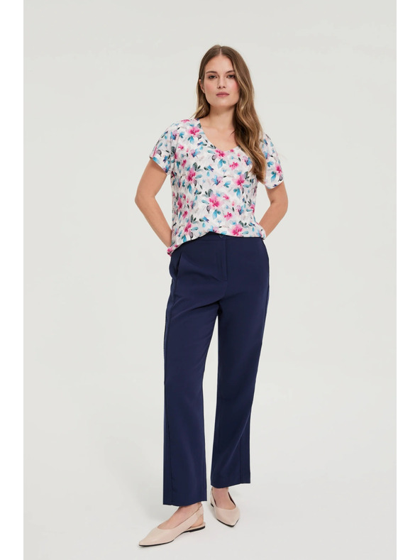 Moodo Blůzka s výstřihem do véčka bílá Moodo