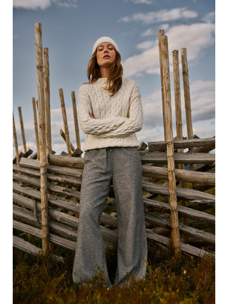 Moodo Zimní čepice bílá Moodo