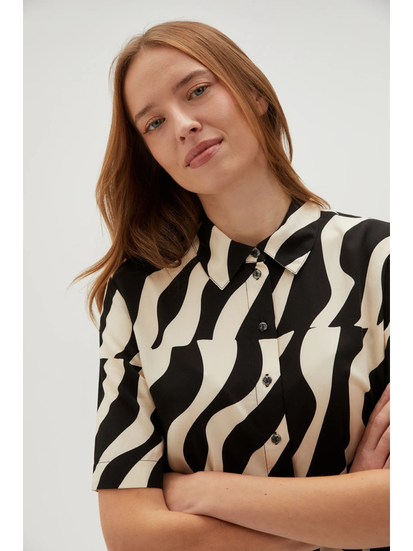 Moodo Viskózová košile s krátkými rukávy černá Moodo