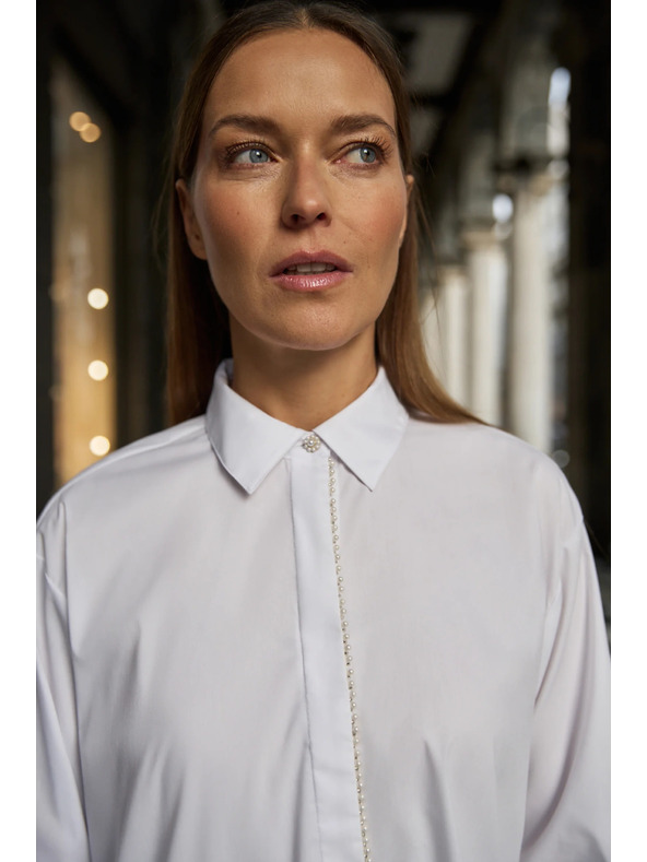 Moodo Bílá košile zdobená korálky Moodo