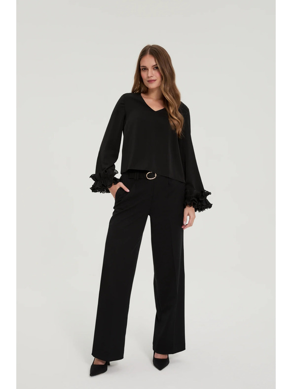 Moodo Černá košile s volány na rukávech Moodo