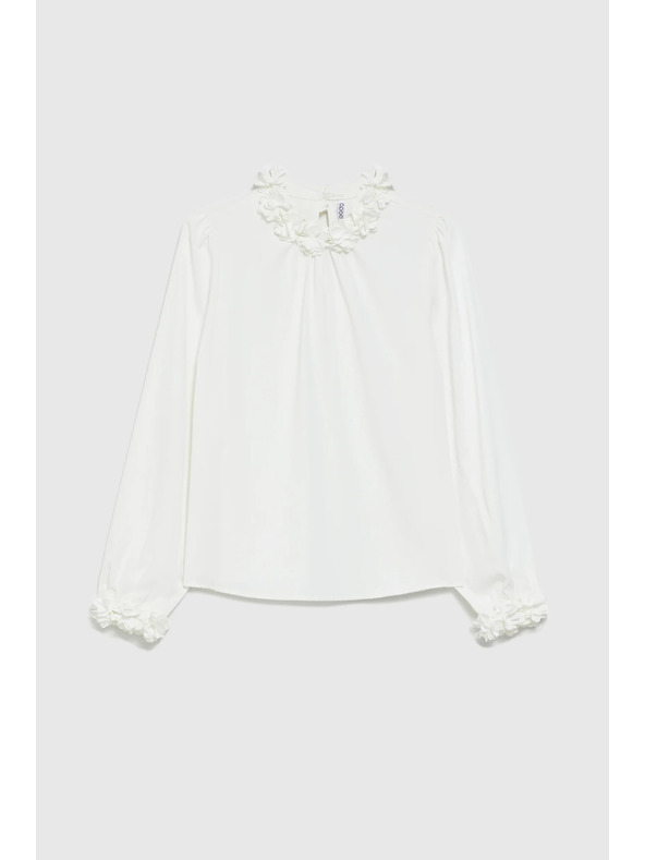 Moodo Bílá košile s ozdobným výstřihem Moodo