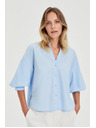 Moodo Světle modrá košile s nabíranými rukávy Moodo