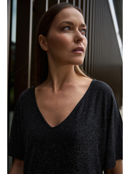 Moodo Halenka k nošení dvěma způsoby černá Moodo