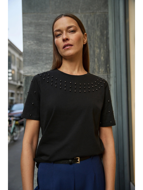 Moodo Černé tričko s korálky Moodo