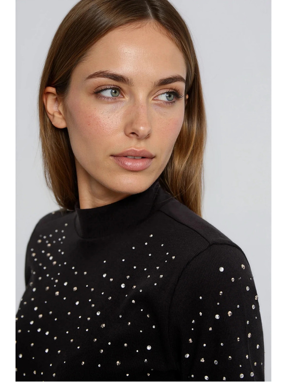 Moodo Černé tričko s krátkým rukávem Moodo