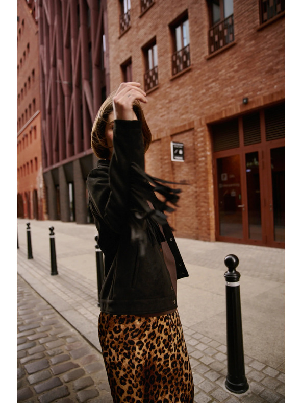 Moodo Černá bunda se střapci Moodo