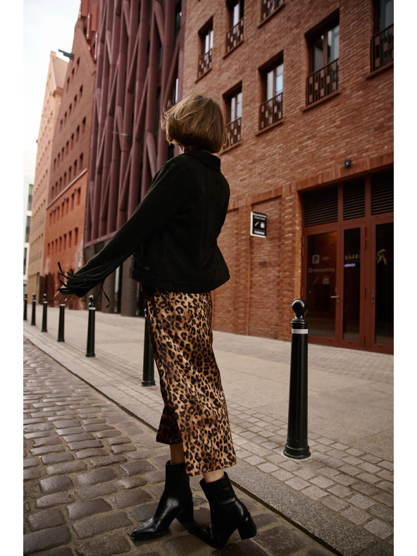 Moodo Černá bunda se střapci Moodo