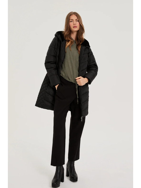 Moodo Bunda s prošívanou kapucí černá Moodo