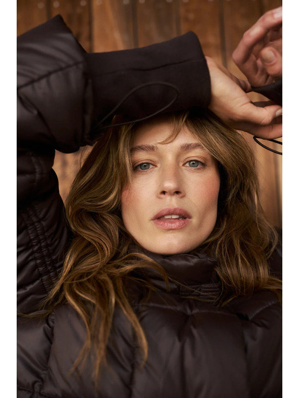 Moodo Prošívaná bunda hnědá Moodo