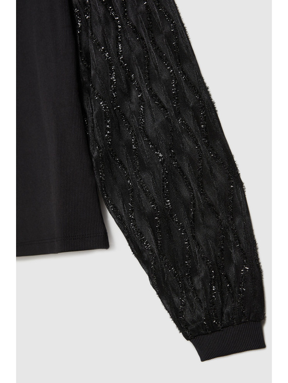 Moodo Černá halenka s ozdobnými rukávy Moodo