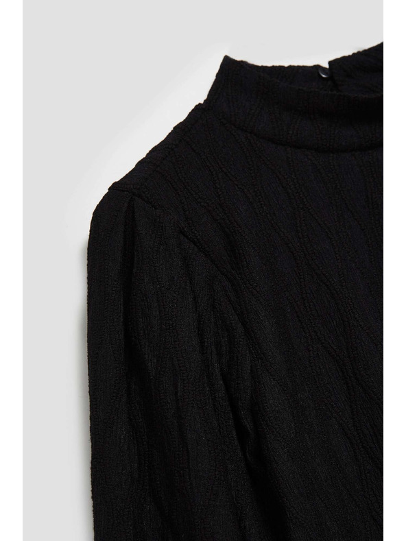 Moodo Černá halenka s polo výstřihem a nadýchnutými rukávy Moodo