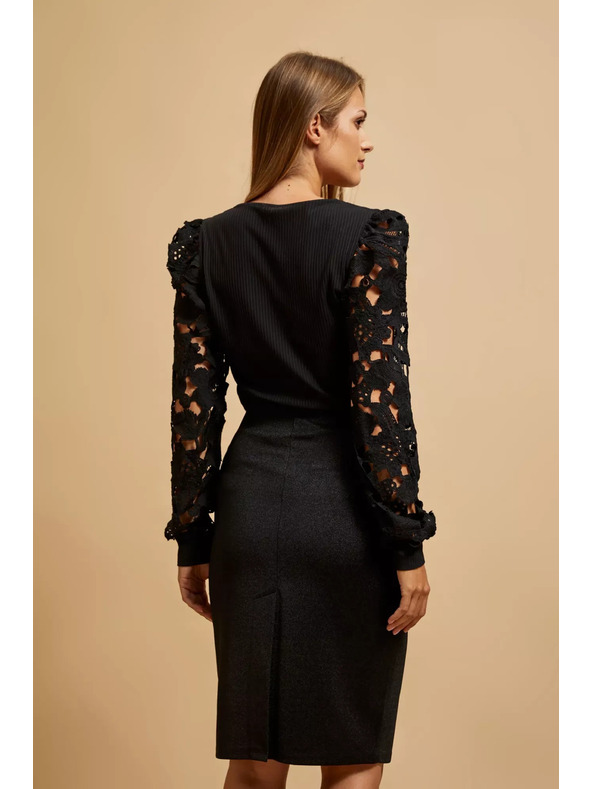 Moodo Černé tričko s krajkovými rukávy Moodo