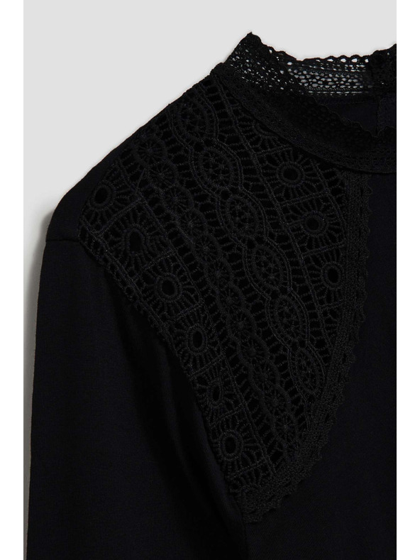 Moodo Lace Decorative Blouse Moodo