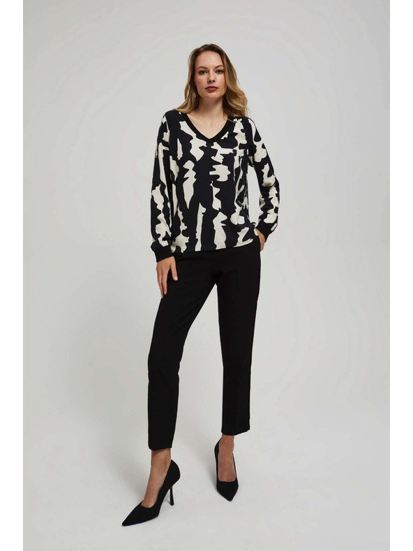 Moodo Vzorovaná košile s výstřihem do V černá Moodo