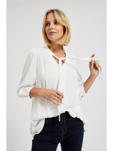 Moodo Bílá košile Moodo zapínaná na knoflíky se vázaným výstřihem