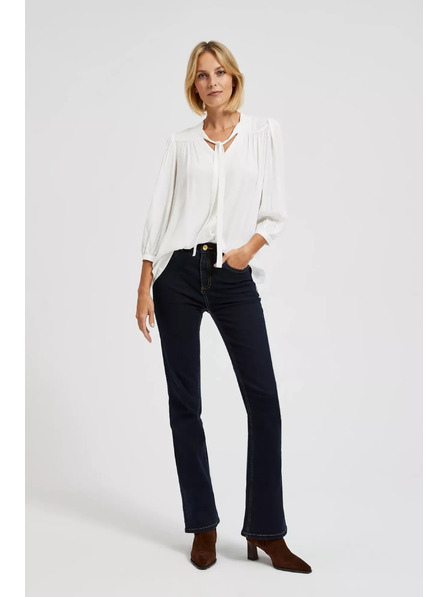 Moodo Bílá košile Moodo zapínaná na knoflíky se vázaným výstřihem