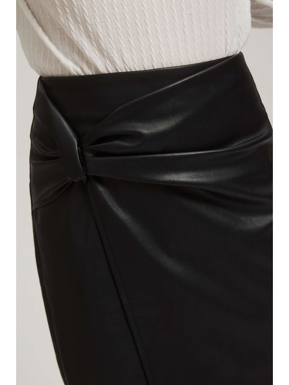 Moodo Áčková sukně z imitace kůže černá Moodo