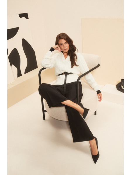 Moodo Svetr s výstřihem do V a límečkem Moodo