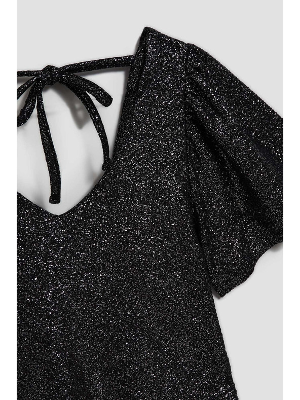 Moodo Blůzka s výstřihem do véčka a nadýchané krátké rukávy černá Moodo