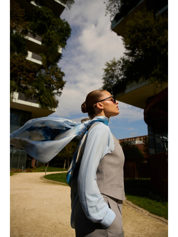 Moodo Elegantní vesta šedá Moodo