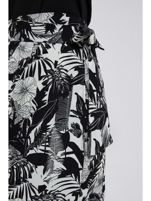 Moodo Černá sukně s rostlinným potiskem Moodo