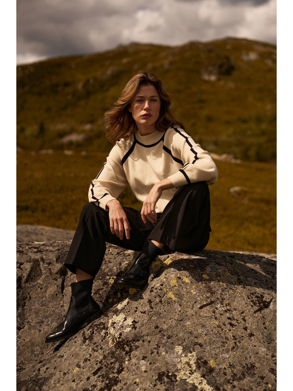 Moodo Černé kalhoty s páskem Moodo