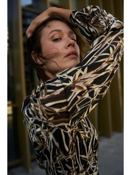 Moodo Černé šaty s rostlinným vzorem a páskem Moodo