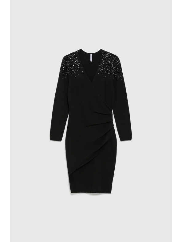 Moodo Přiléhavé černé šaty s ozdobou Moodo