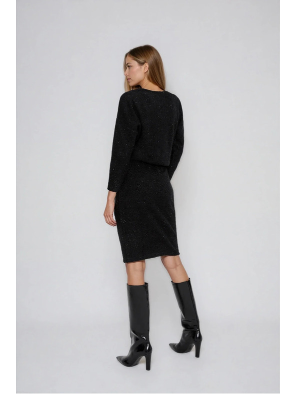 Moodo Černé šaty zdobené třpytivou nitkou Moodo
