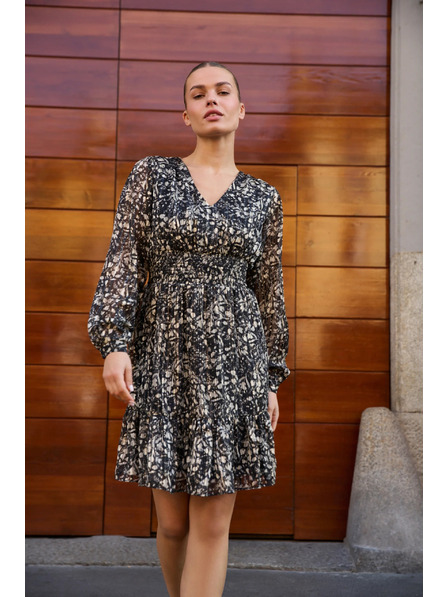 Moodo Vzorované šaty s výstřihem černé Moodo