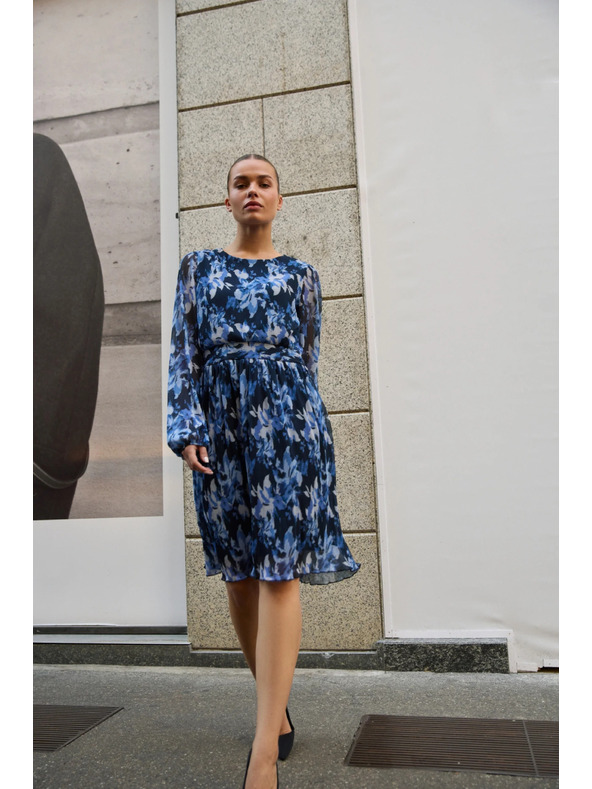 Moodo Plisované šaty tmavě modré Moodo