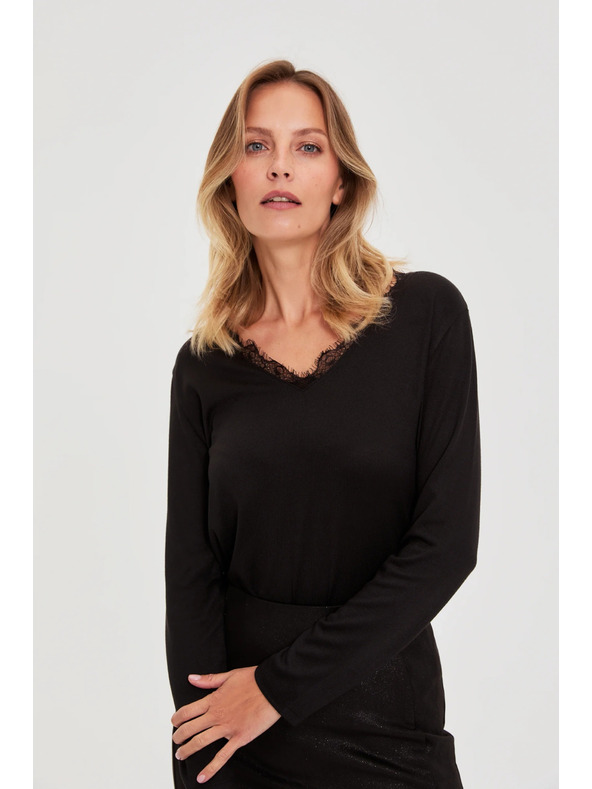 Moodo Svetr s krajkovým výstřihem černý Moodo
