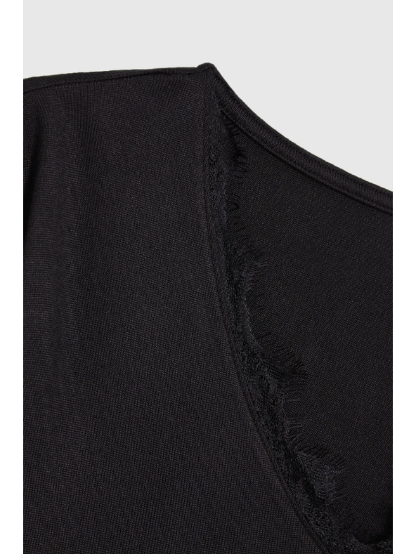 Moodo Svetr s krajkovým výstřihem černý Moodo