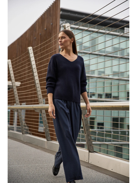 Moodo Svetr jednoduchého střihu tmavě modrý Moodo