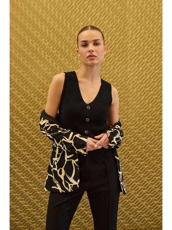 Moodo Pletená černá vesta Moodo