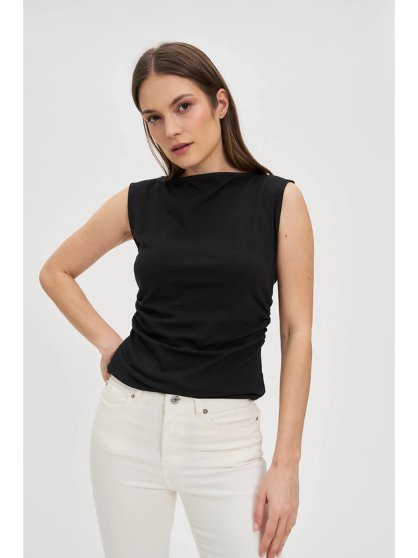 Moodo Hladký černý top Moodo