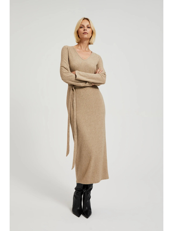 Moodo Žebrované šaty midi béžové Moodo