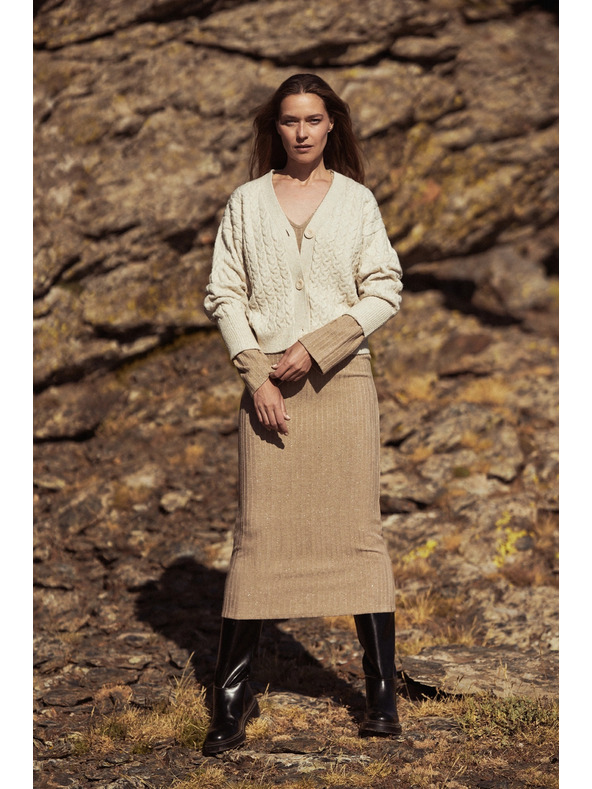 Moodo Žebrované šaty midi béžové Moodo