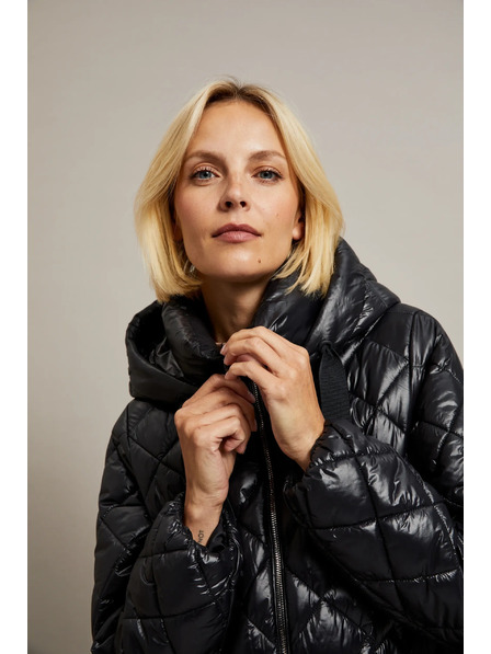 Moodo Krátká prošívaná bunda s kapucí černá Moodo