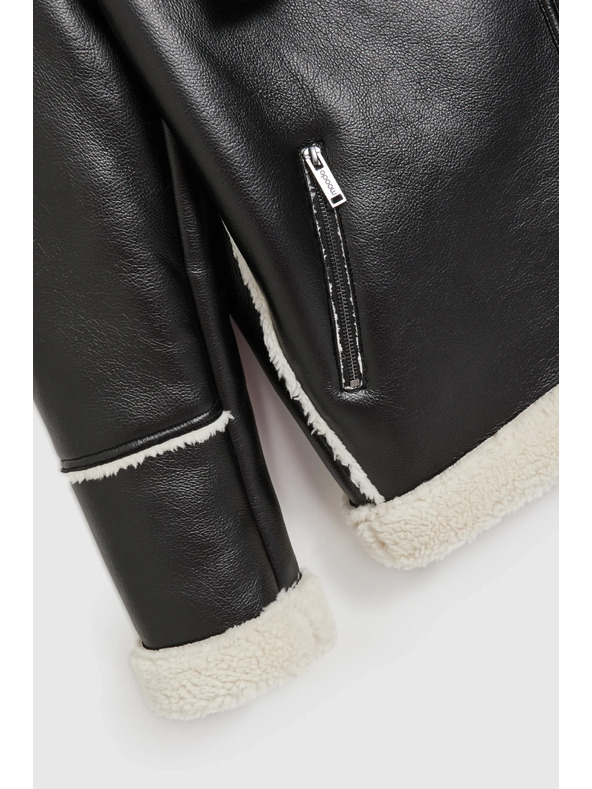 Moodo Černá bunda s kožešinovým límcem Moodo