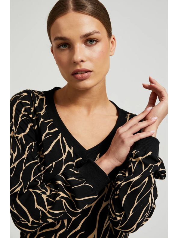 Moodo Viskózová košile s výstřihem do V černá Moodo