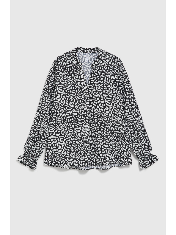 Moodo Černá košile s výstřihem do V bez límce Moodo