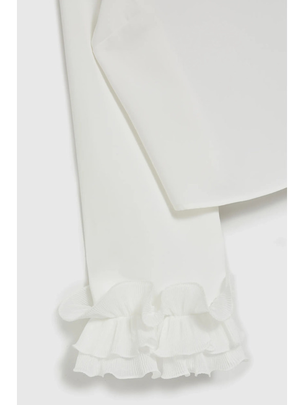 Moodo Bílá košile s volány na rukávech Moodo