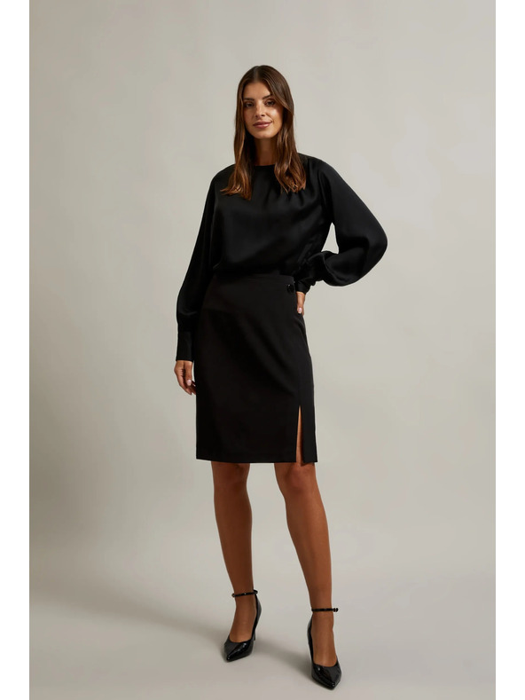 Moodo Elegantní košile černá s nabíranými rukávy Moodo